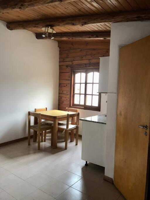 פוארטו מדרין Pequena Casa De Troncos, Detras De Casa Principal No Trabajo Con Tarjeta De Credito מראה חיצוני תמונה